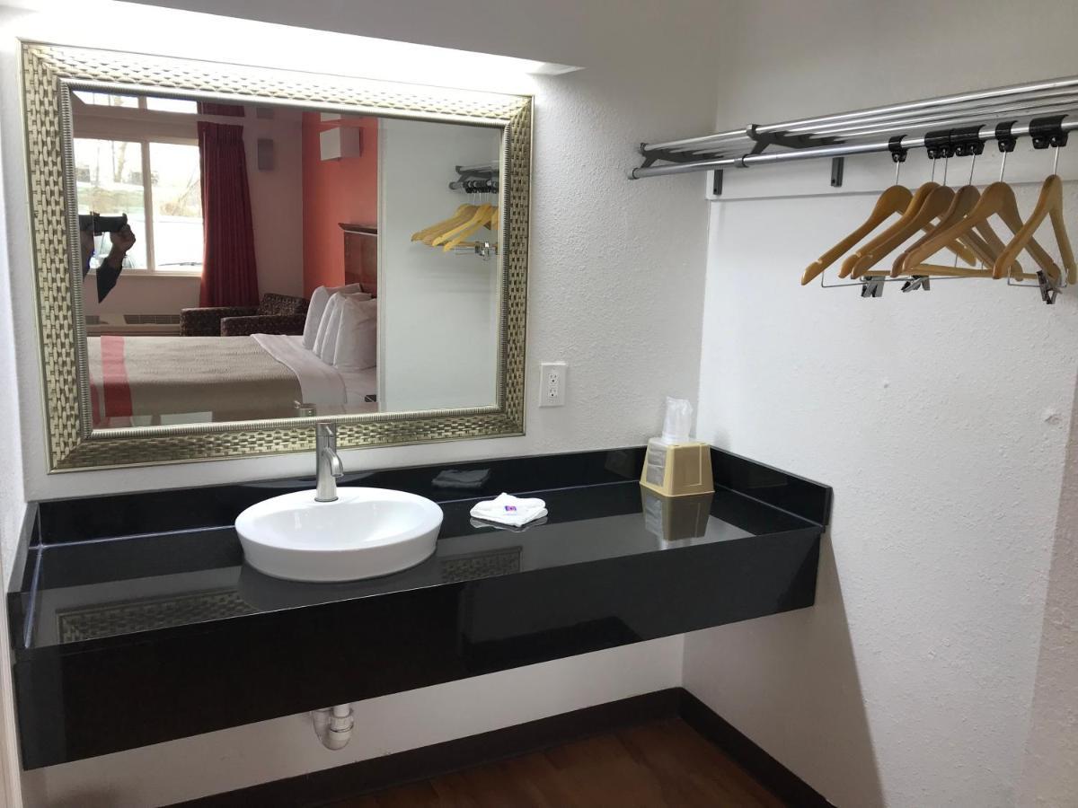 Motel 6-Alma, Ar L-40 Zewnętrze zdjęcie