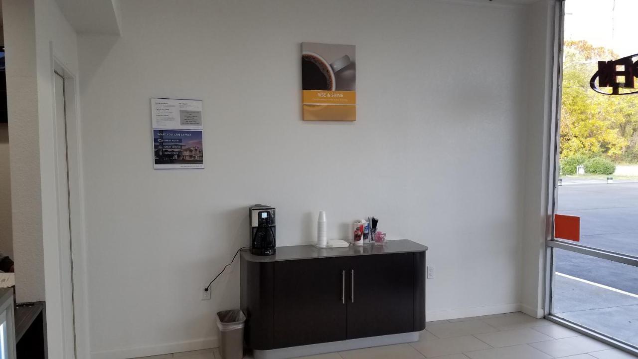 Motel 6-Alma, Ar L-40 Zewnętrze zdjęcie