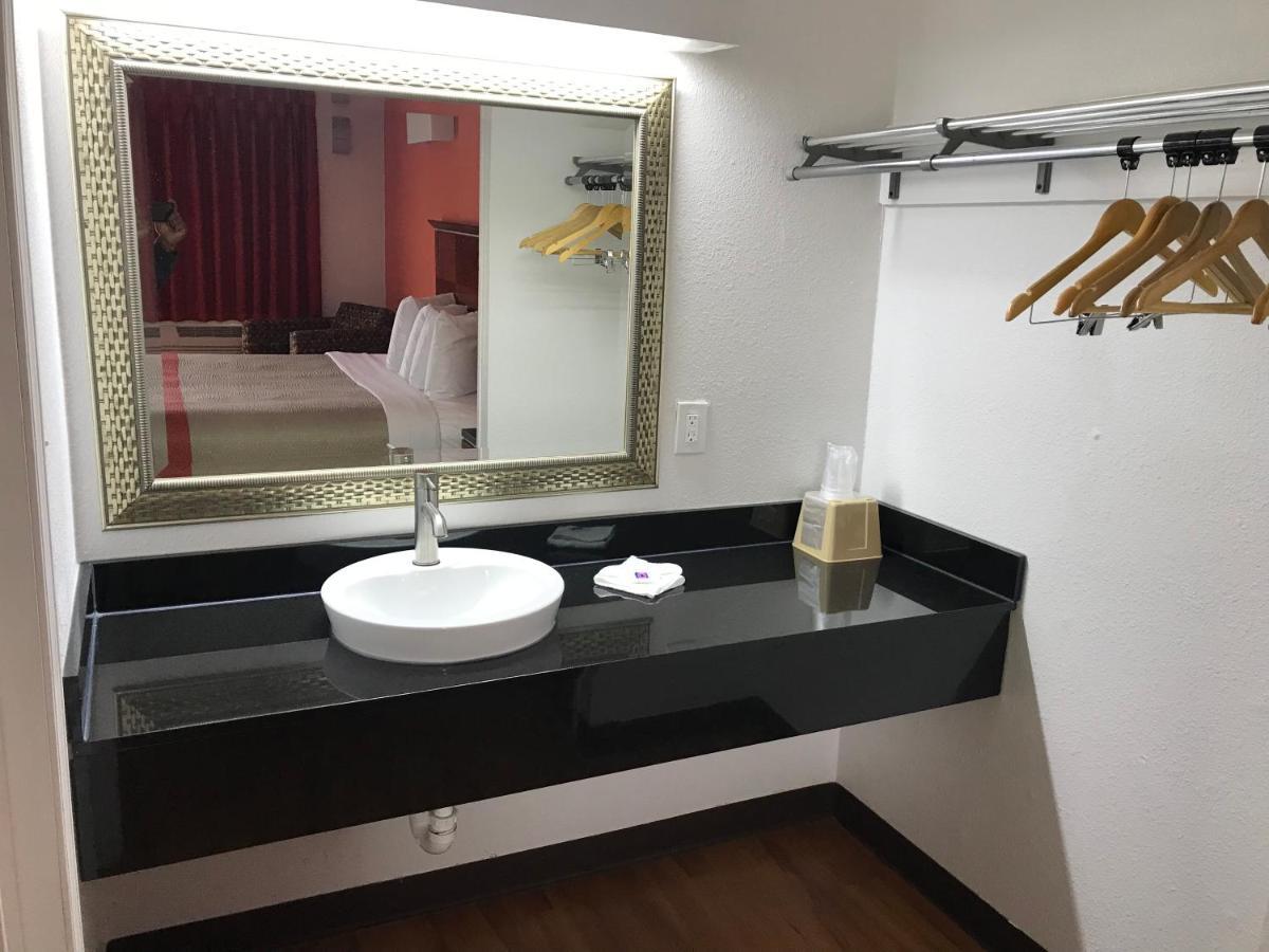 Motel 6-Alma, Ar L-40 Zewnętrze zdjęcie